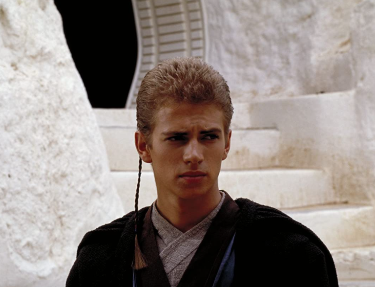 Hayden Christensen Returning as Anakin Skywalker in Ahsoka Tano Series