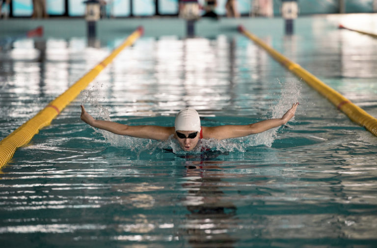 The Swimmers Official Teaser Netflix Two Syrian Sisters Who Flee the-swimmers-official-teaser-netflix-two-syrian-sisters-who-flee