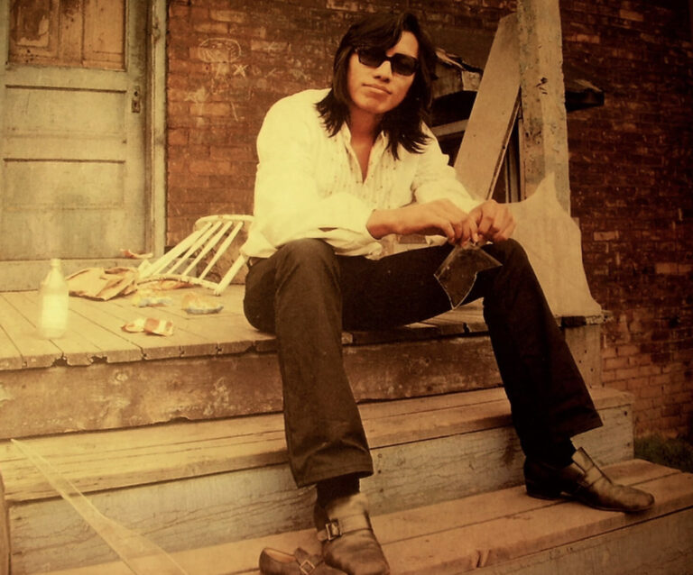 Sixto Rodriguez, Singer and Subject of ‘Searching for Sugar Man’ Documentary, Dies at 81