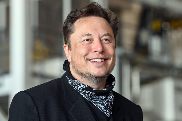 Elon Musk Biopic in Development by A24 with Director Darren Aronofsky