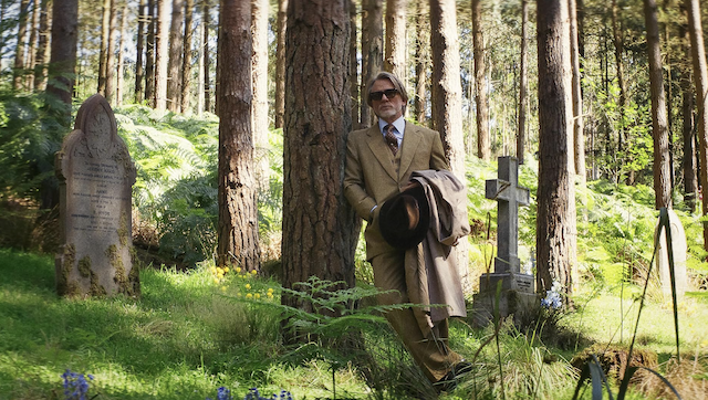 Wake Up Dead Man : A Knives Out Mystery