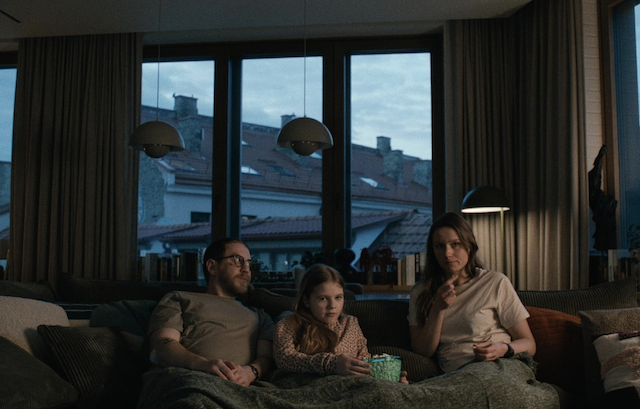 How to Divorce During the War : Interview with Director Andrius Blazevicius